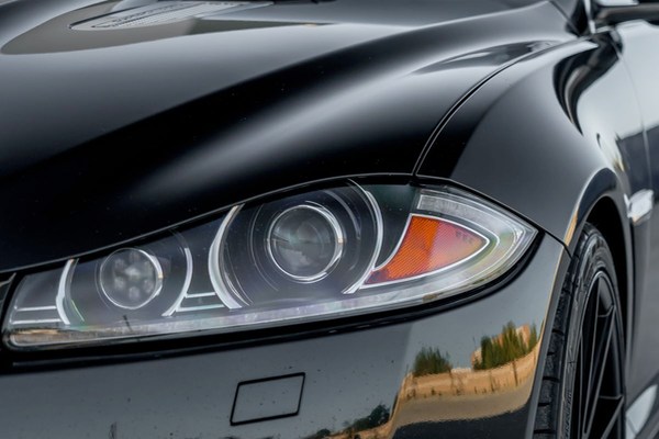 auto body shop jaguar headlamp