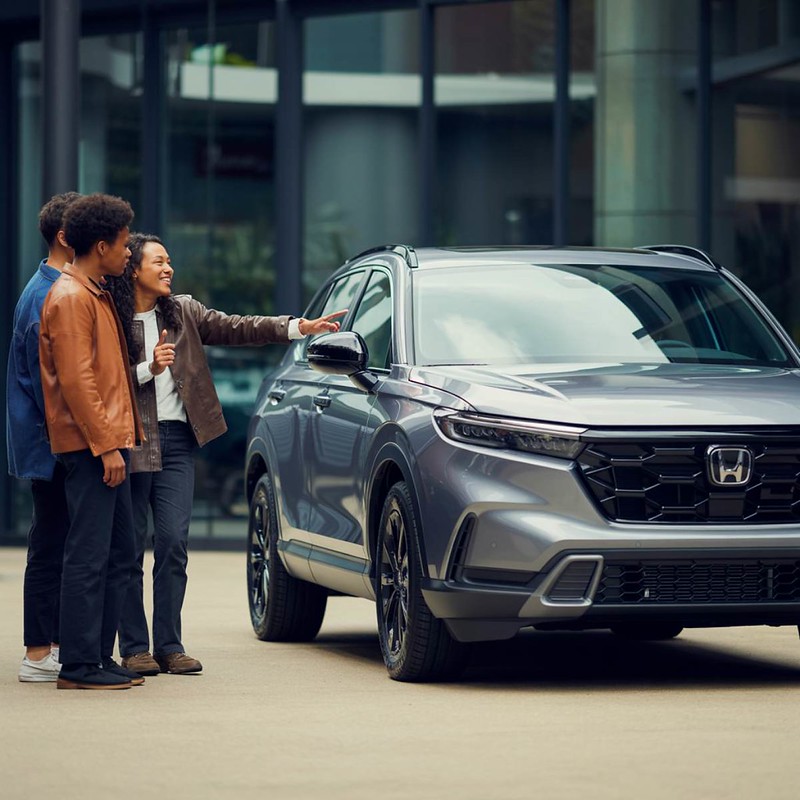 Silver Honda Suv-Bumper repair GW & Sons